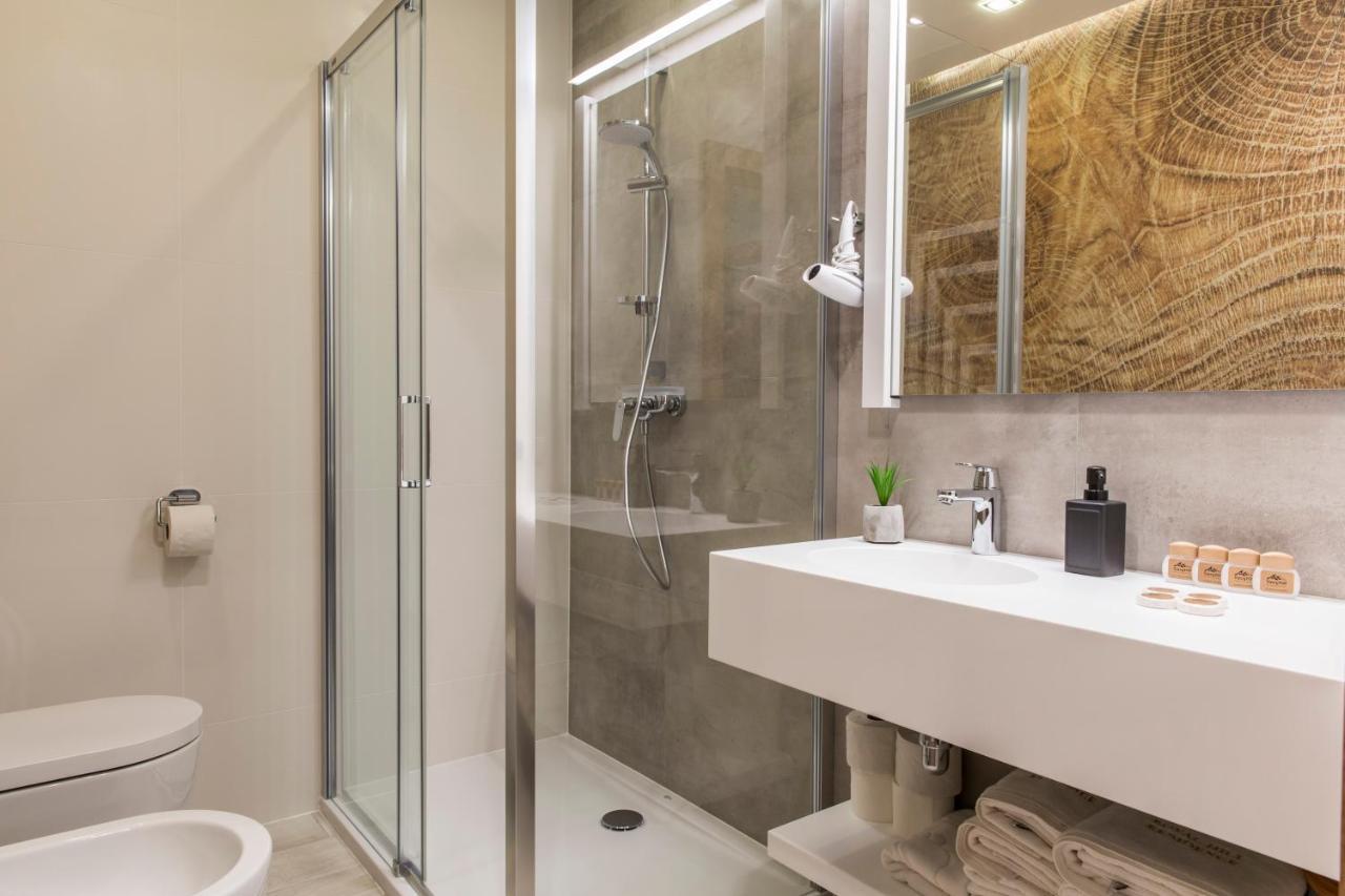 One-Bedroom Apartmentn mezzanine Mountain View